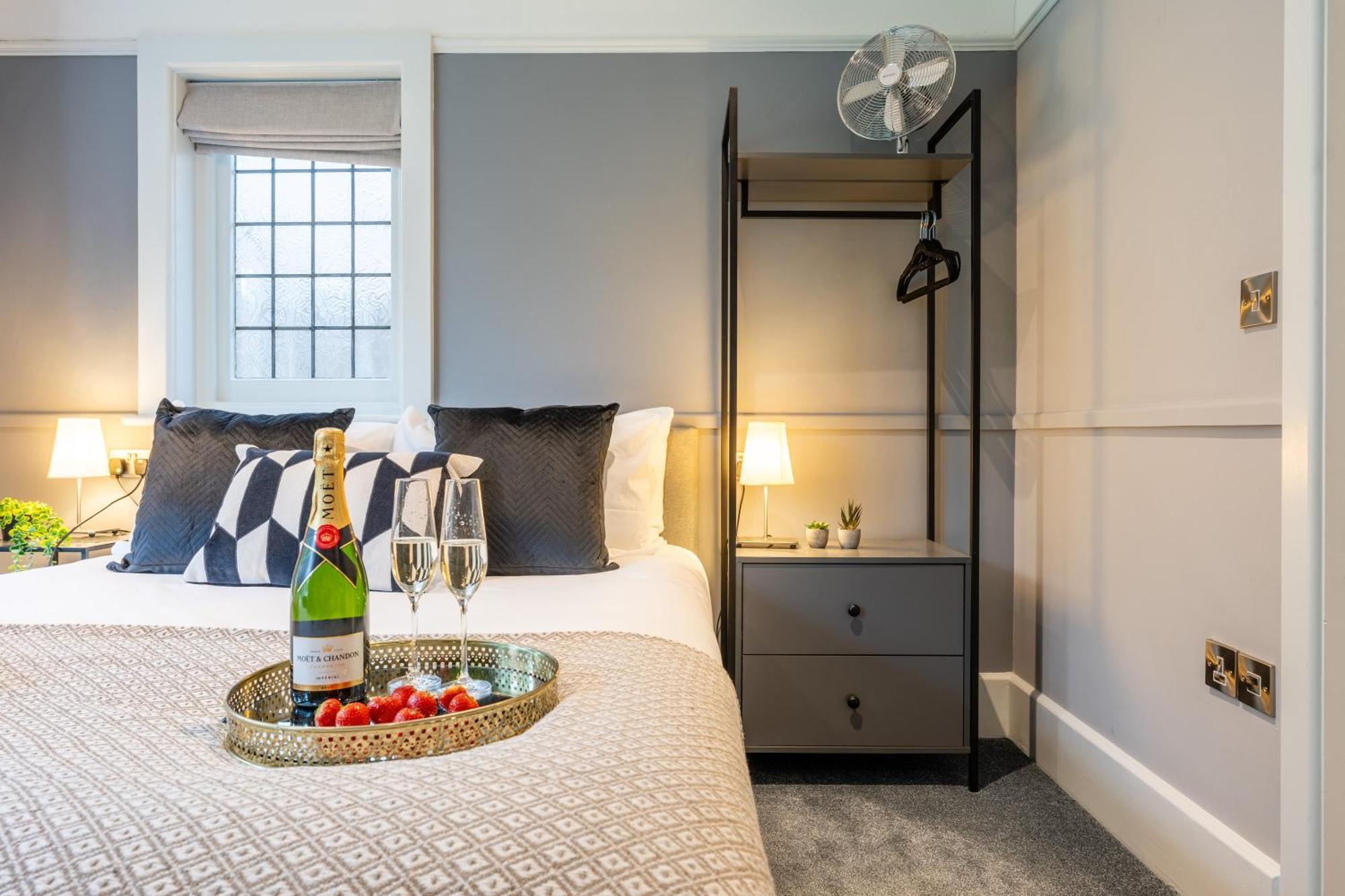 The Cransley By Grandeur Property Bournemouth Eksteriør billede