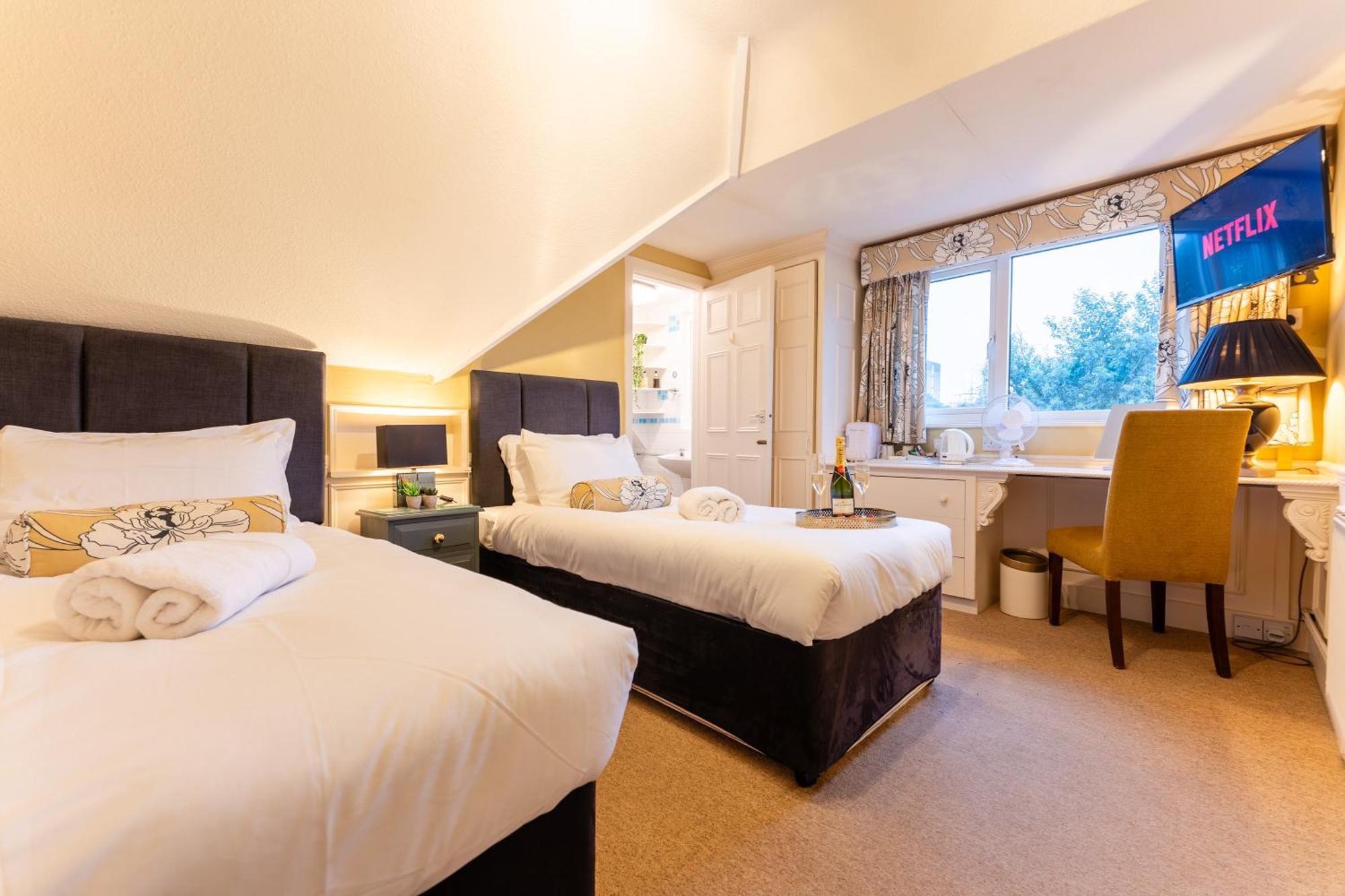 The Cransley By Grandeur Property Bournemouth Eksteriør billede