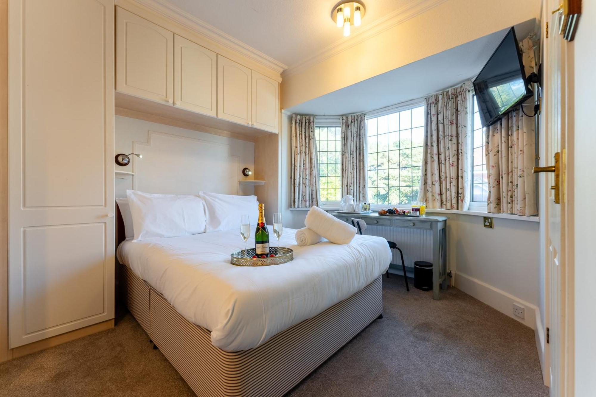The Cransley By Grandeur Property Bournemouth Eksteriør billede